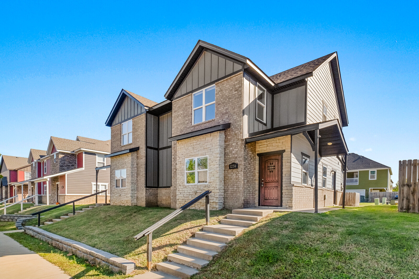 Property main image