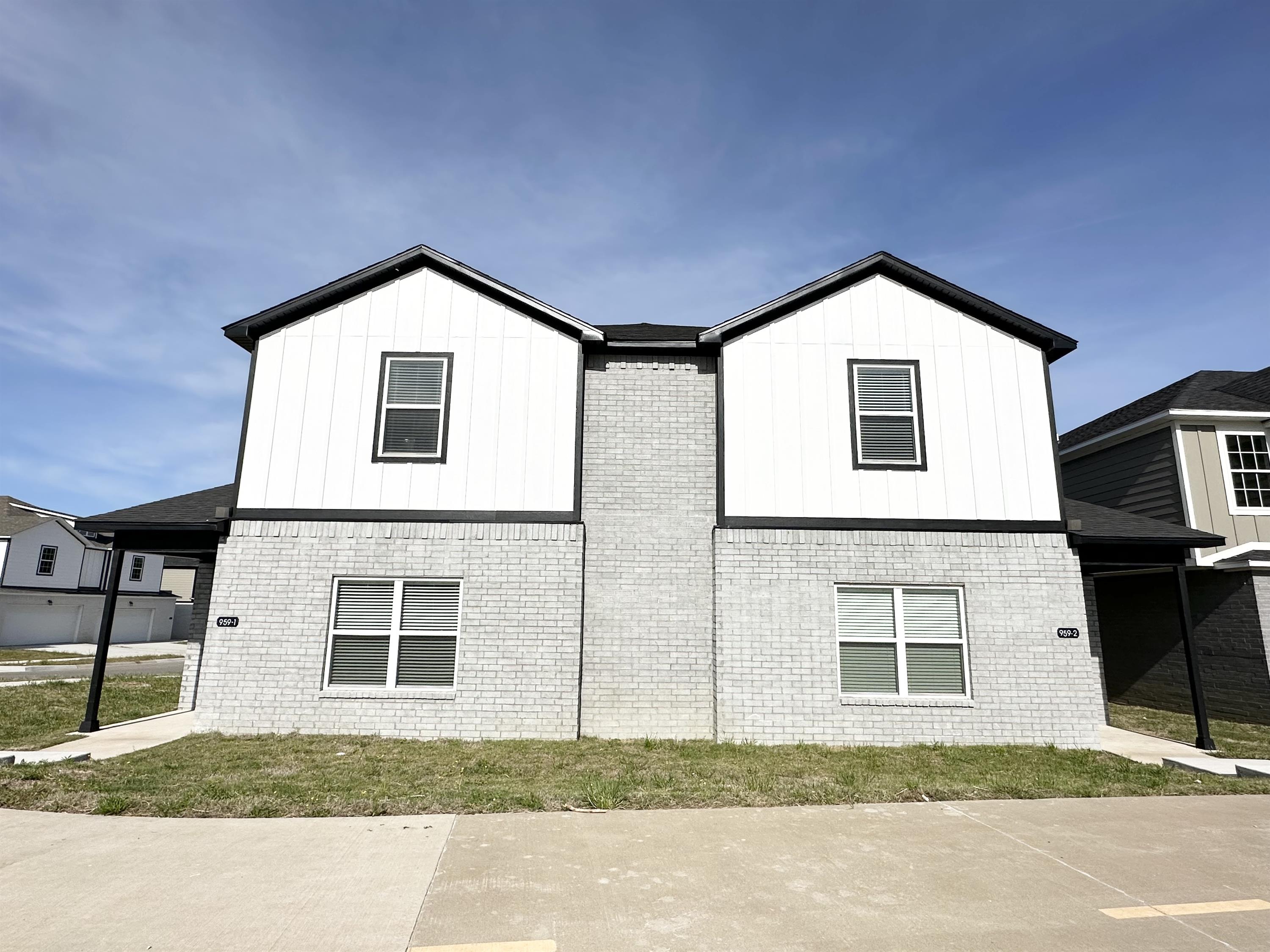 959 South Rupple Road - 1
