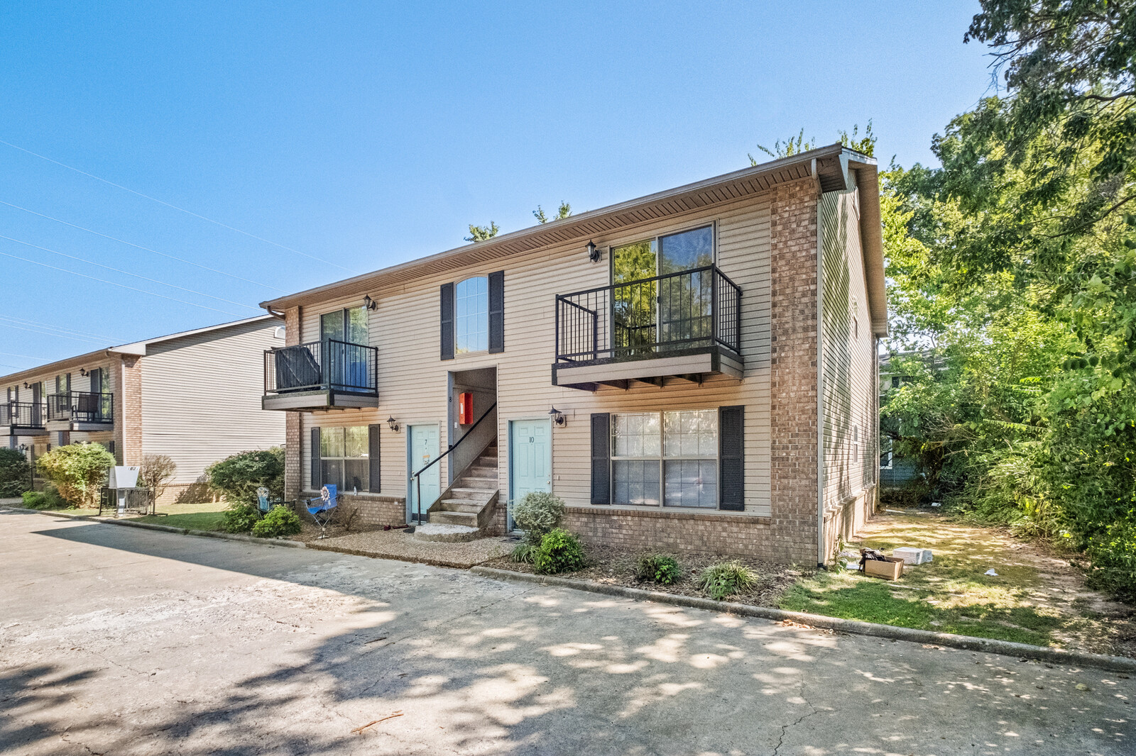 1621 North Leverett Avenue - 1
